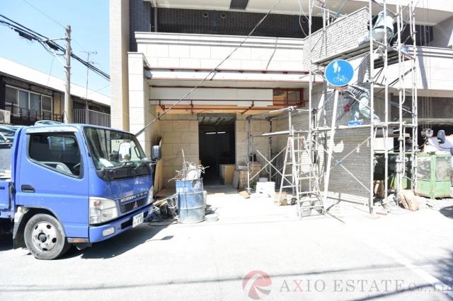 2/4 エントランス