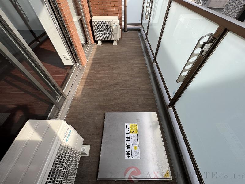 21/30 バルコニー