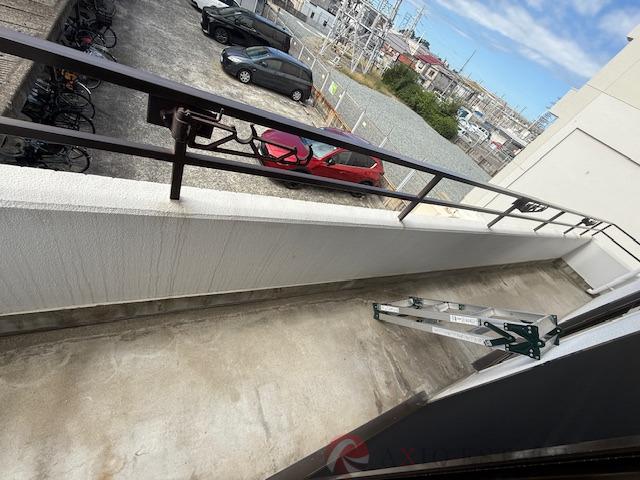 23/30 バルコニー