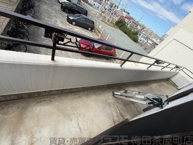 23/30 バルコニー