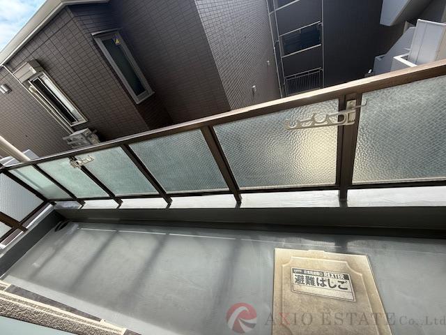 23/30 バルコニー