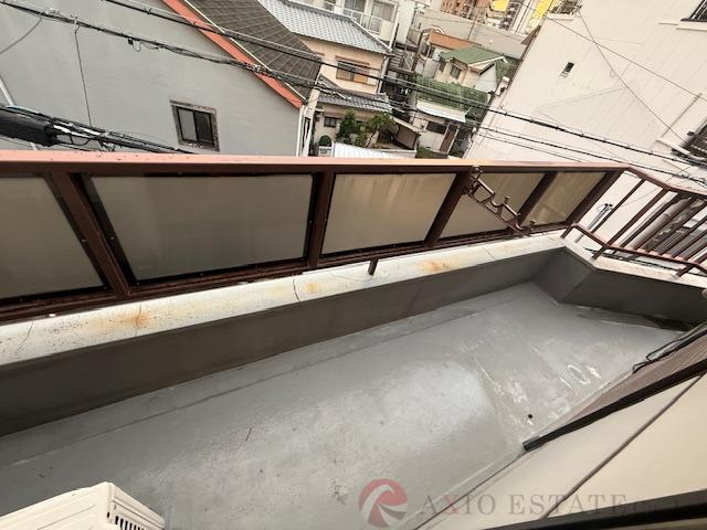 21/30 バルコニー