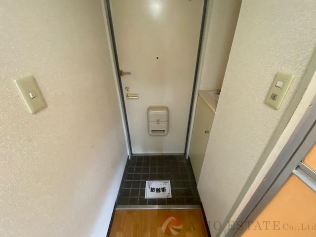 14/30 玄関