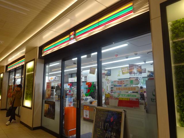 7/11 周辺