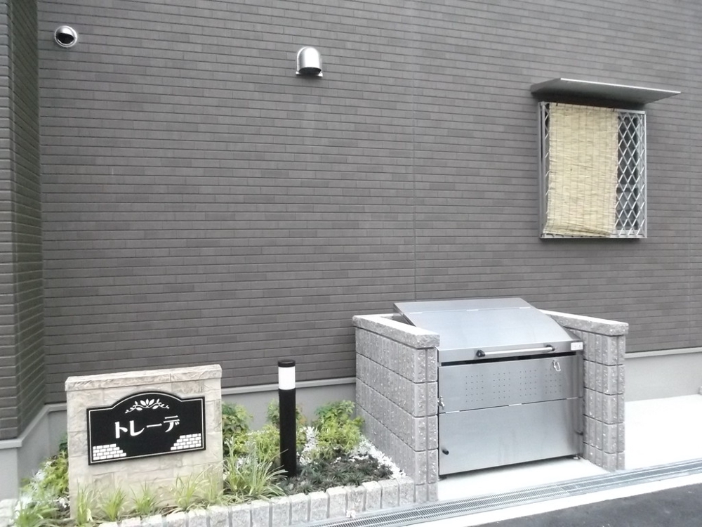 29/30 エントランス