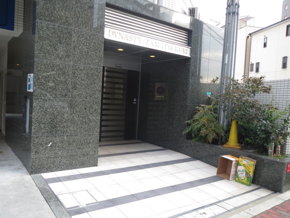 29/30 エントランス