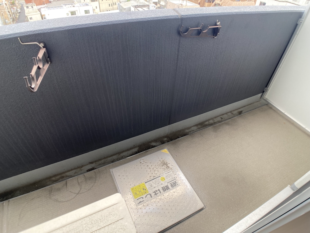 23/30 バルコニー