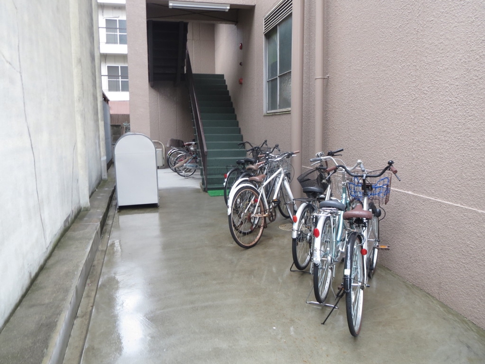 29/30 エントランス