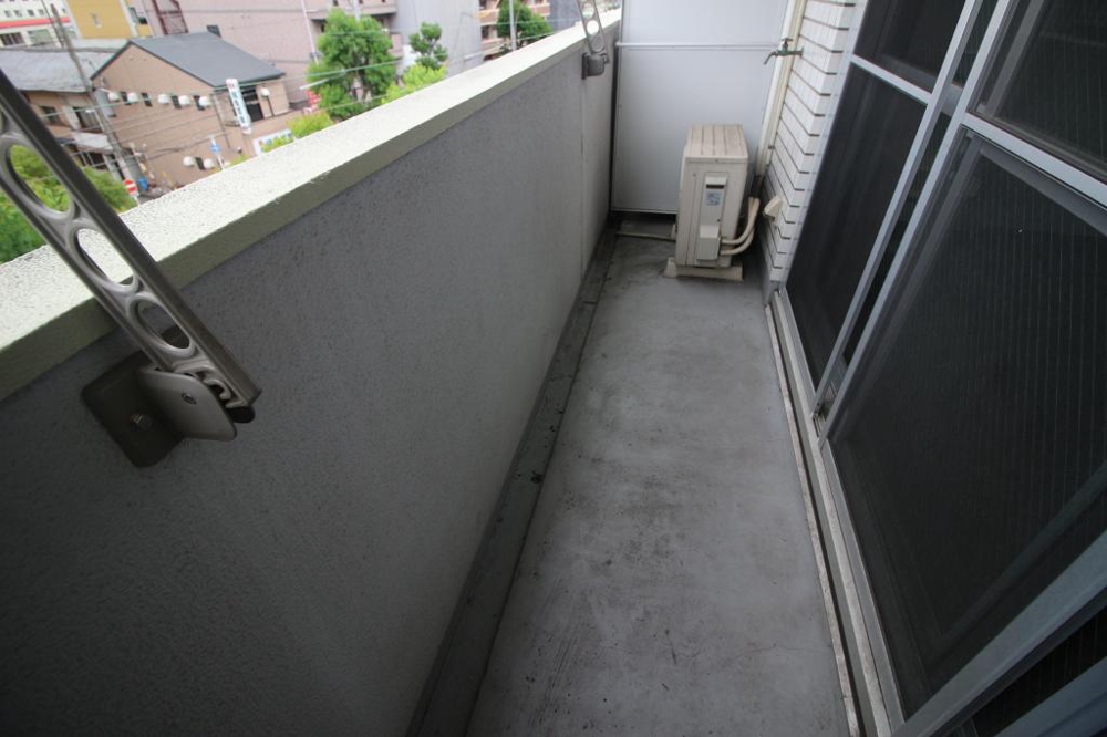 19/30 バルコニー