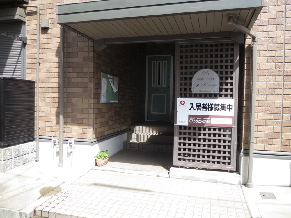 2/5 エントランス