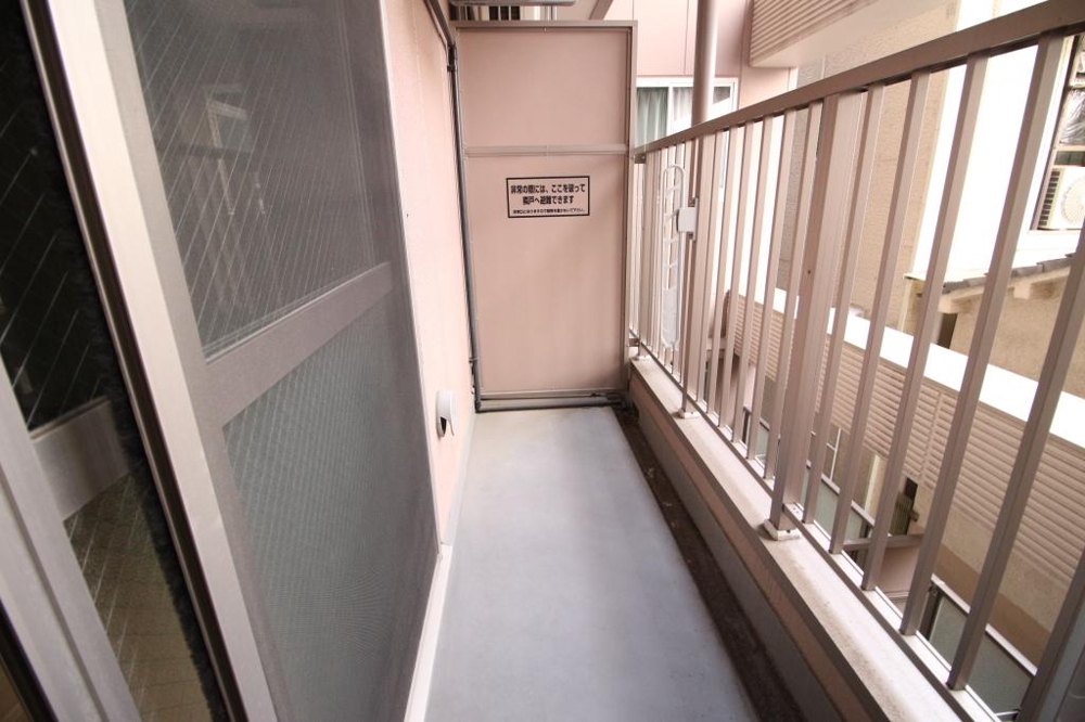 26/30 バルコニー