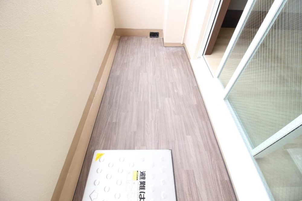 25/30 バルコニー