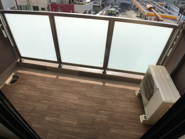 25/30 バルコニー