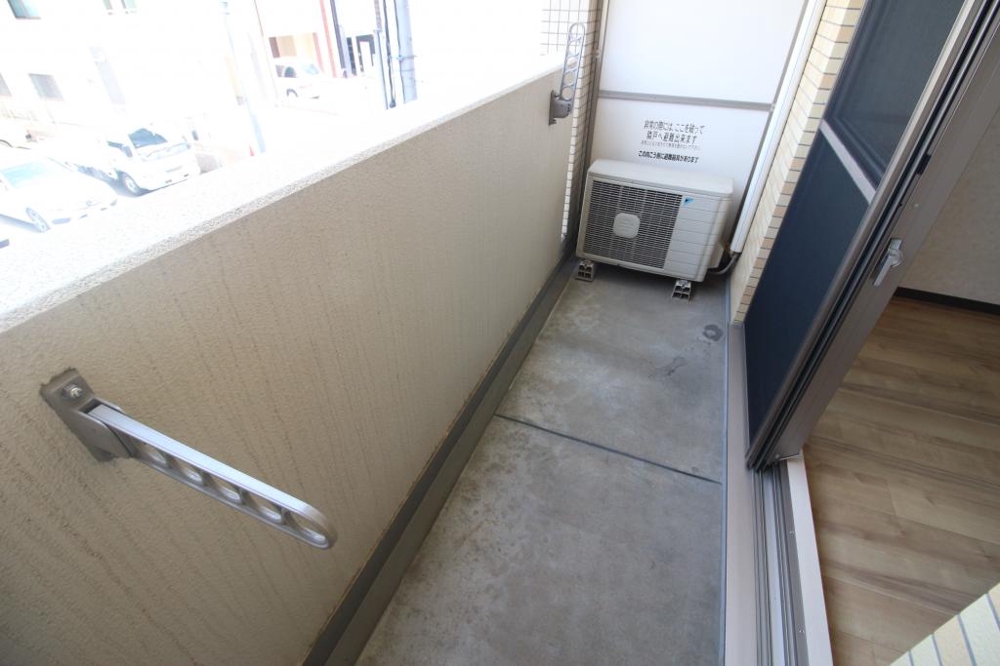 25/30 バルコニー