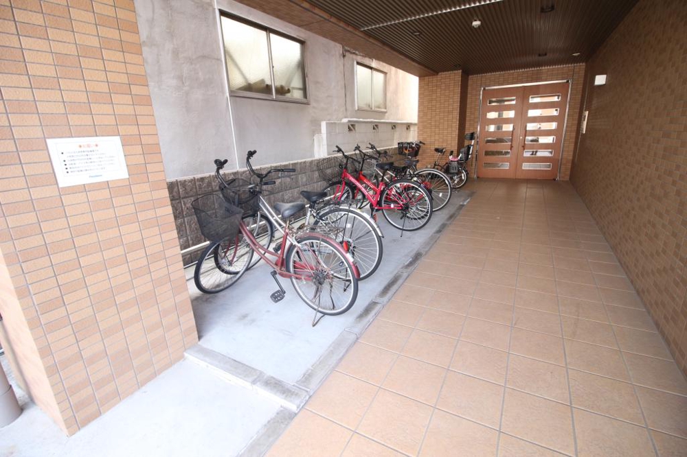 3/4 エントランス