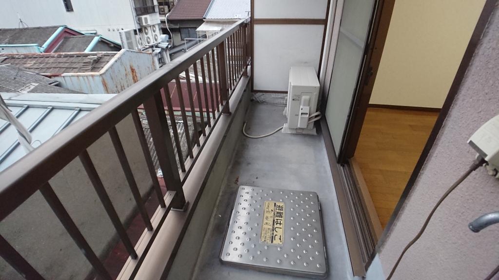 21/30 バルコニー