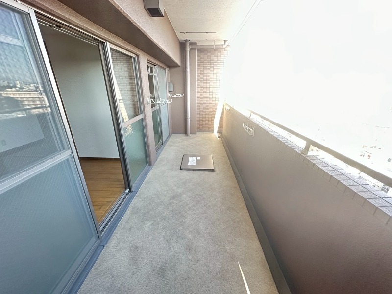 25/30 バルコニー