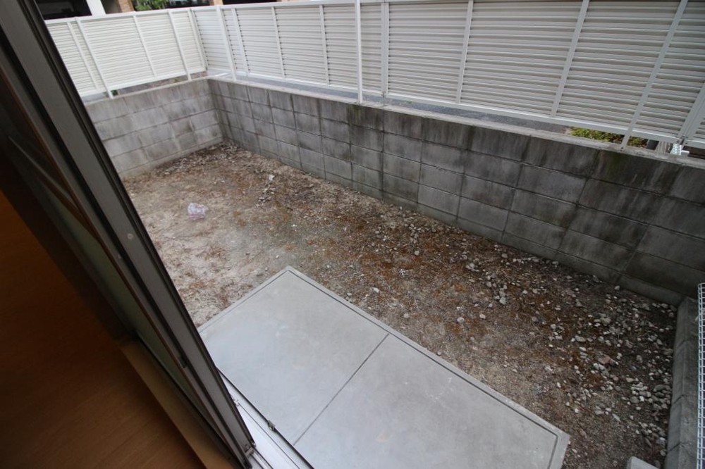 26/30 バルコニー