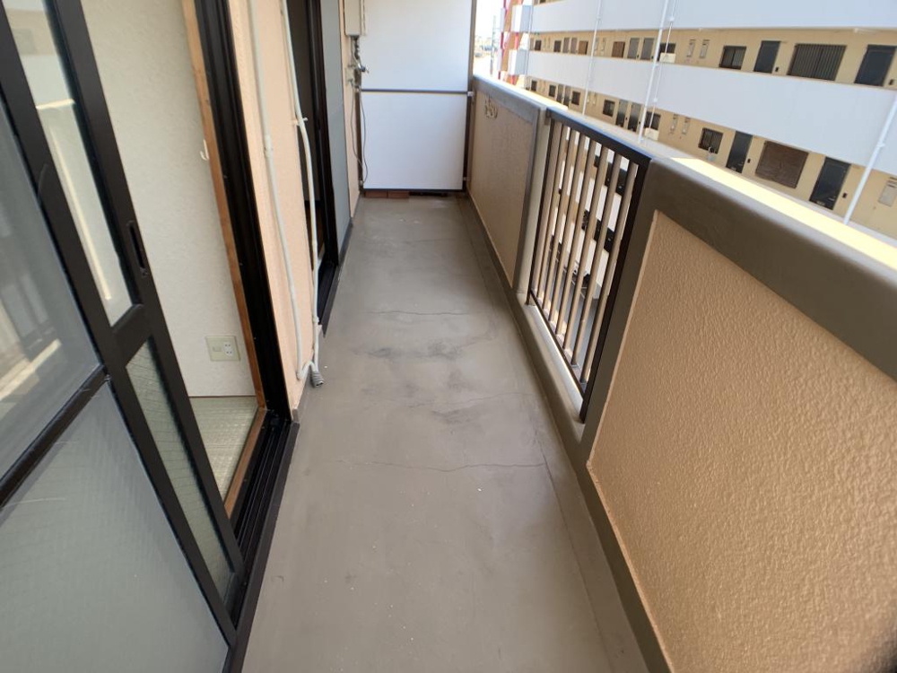 25/30 バルコニー