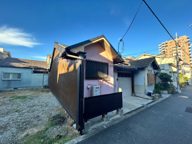 25/30 エントランス