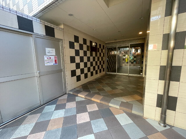 2/8 エントランス