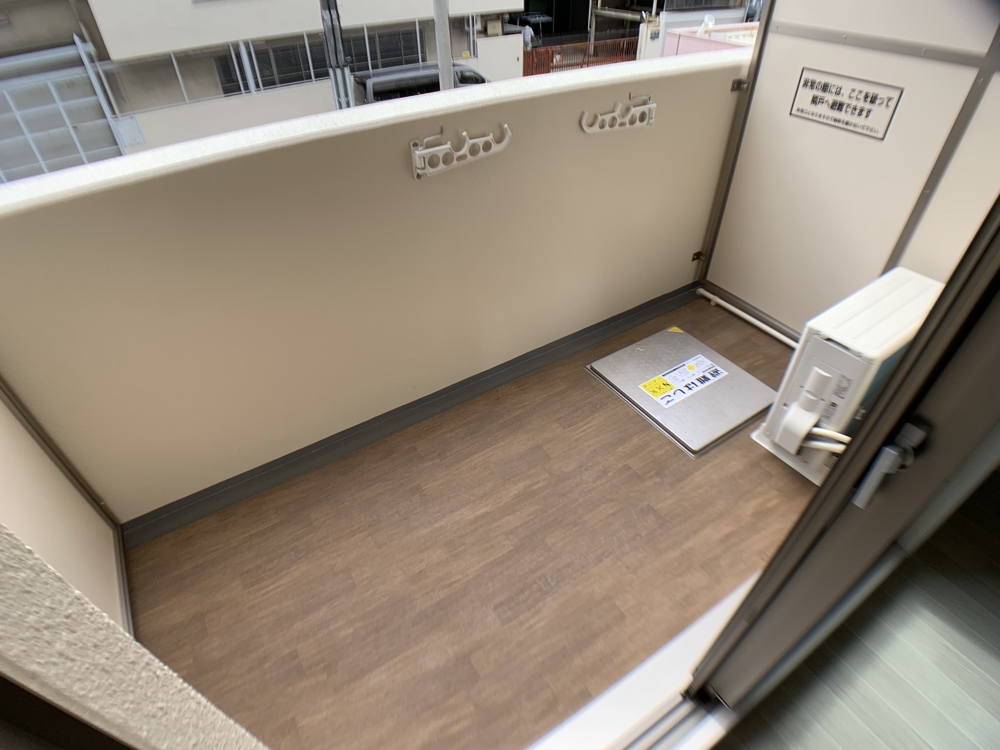 27/30 バルコニー