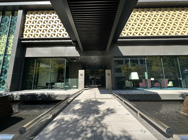 29/30 エントランス