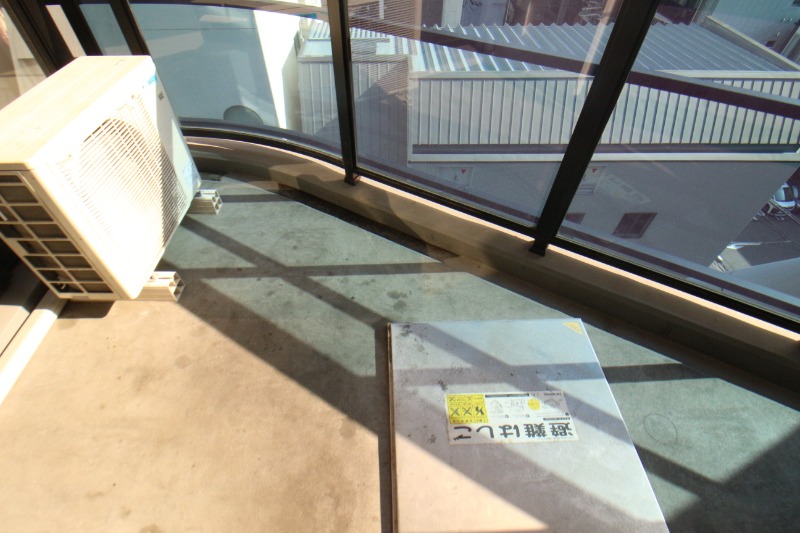 25/30 バルコニー