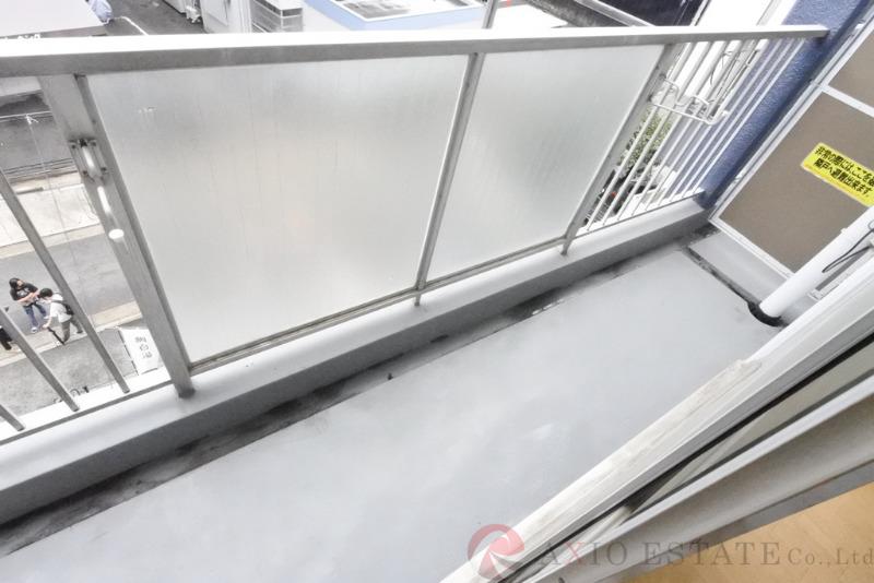 21/30 バルコニー