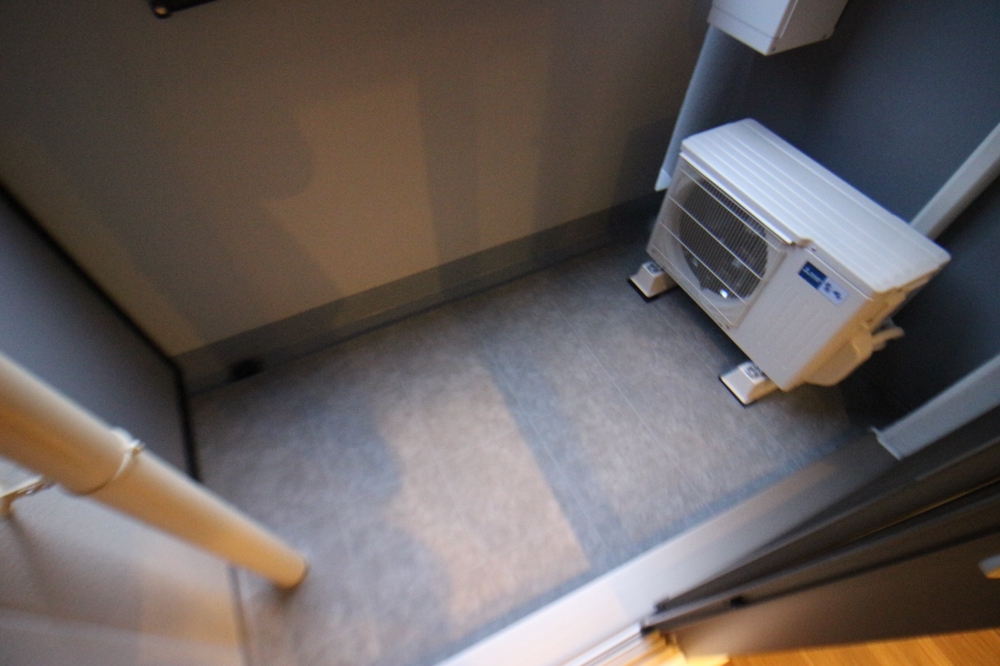 25/30 バルコニー