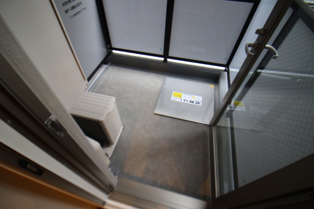 25/30 バルコニー