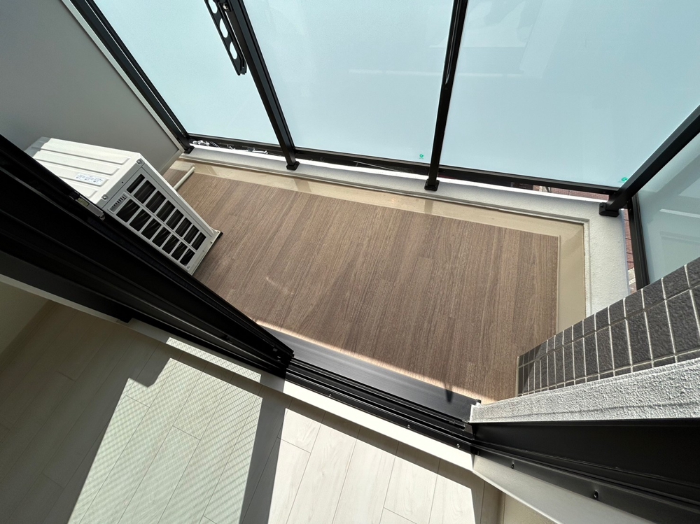 23/30 バルコニー