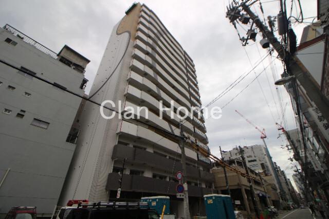 28/30 エントランス