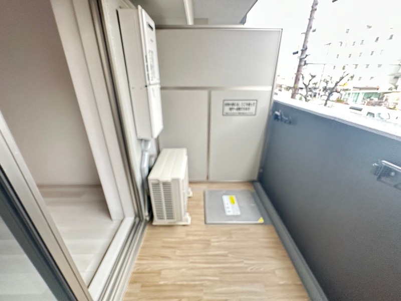 21/30 バルコニー