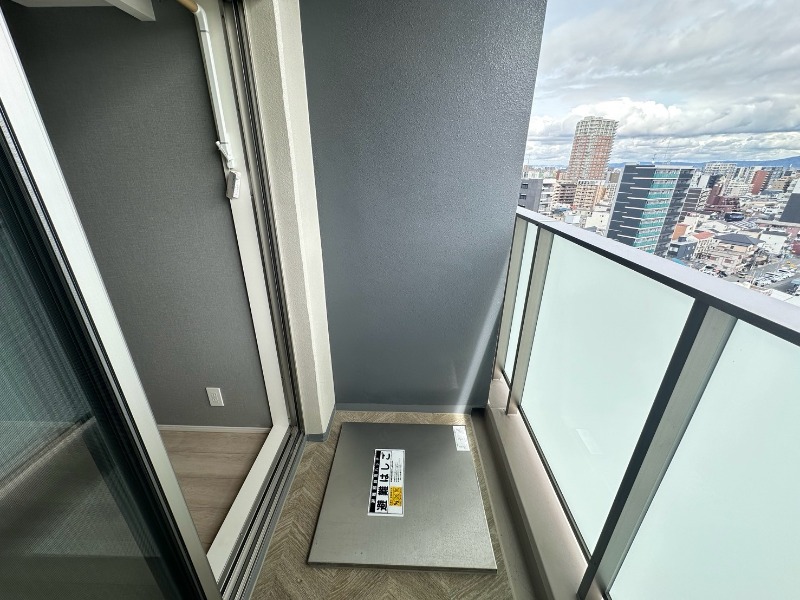 19/30 バルコニー