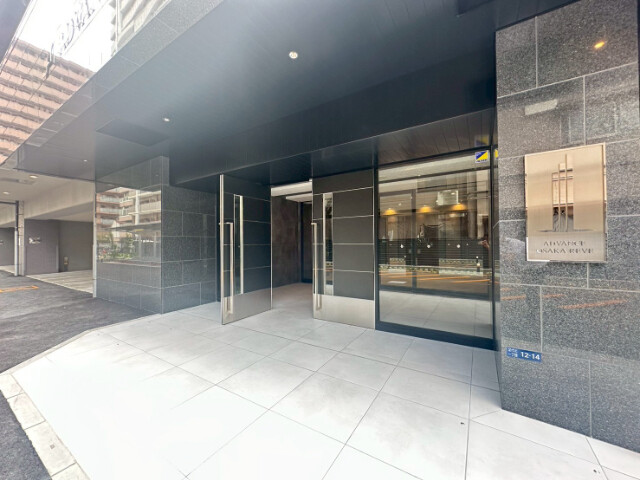 2/5 エントランス