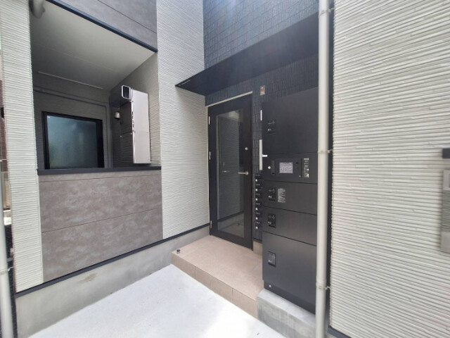 29/30 エントランス