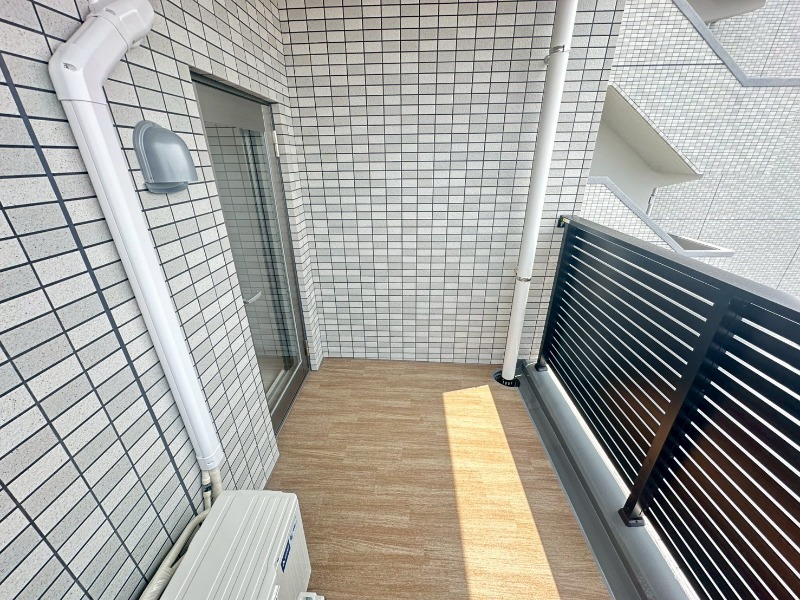 21/30 バルコニー