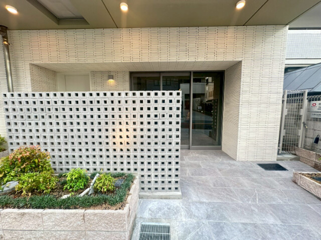 29/30 エントランス