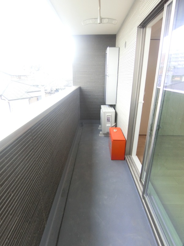 18/30 バルコニー