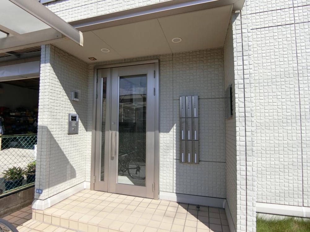 3/6 エントランス