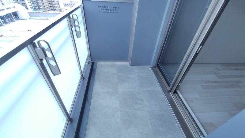 23/30 バルコニー