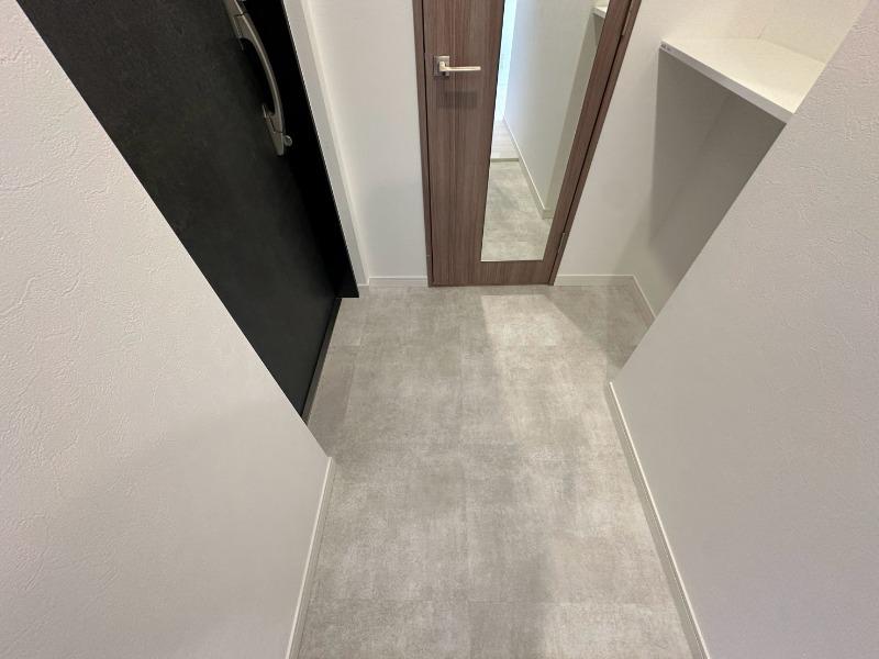 14/30 玄関