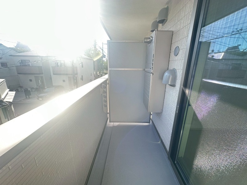 20/30 バルコニー