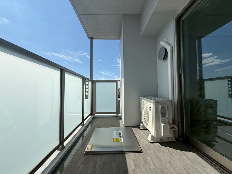 23/30 バルコニー