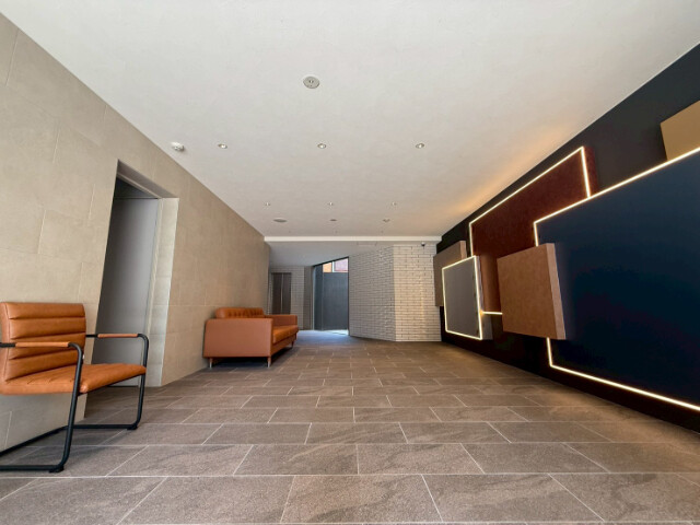 29/30 エントランス