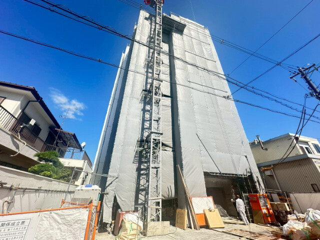 22/30 エントランス