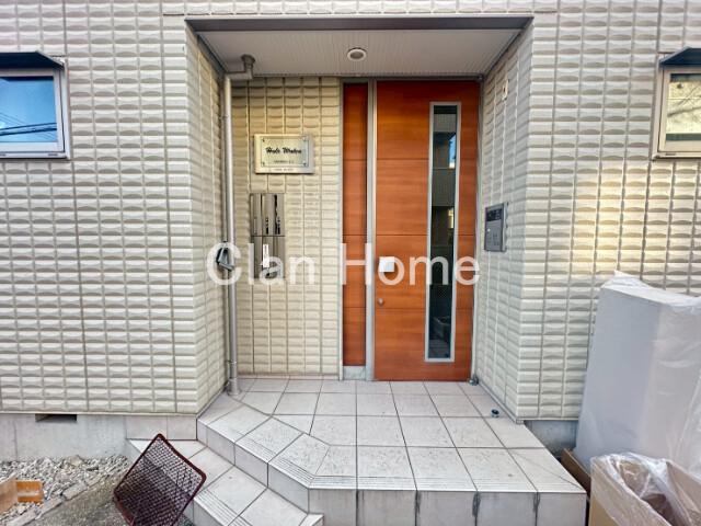 25/29 エントランス