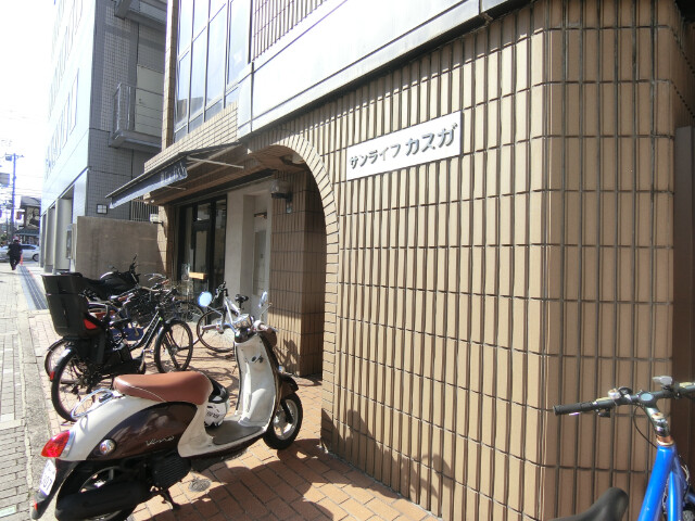 27/30 エントランス