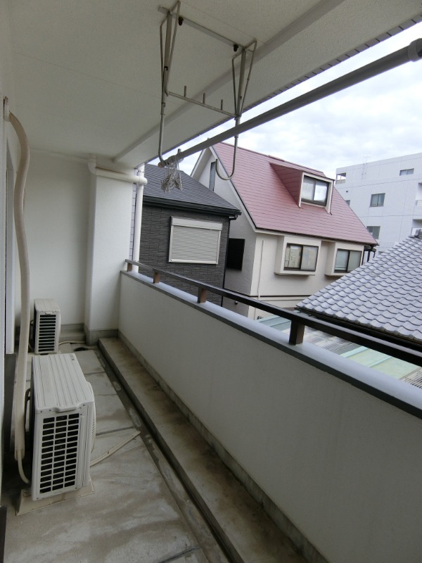 19/30 バルコニー